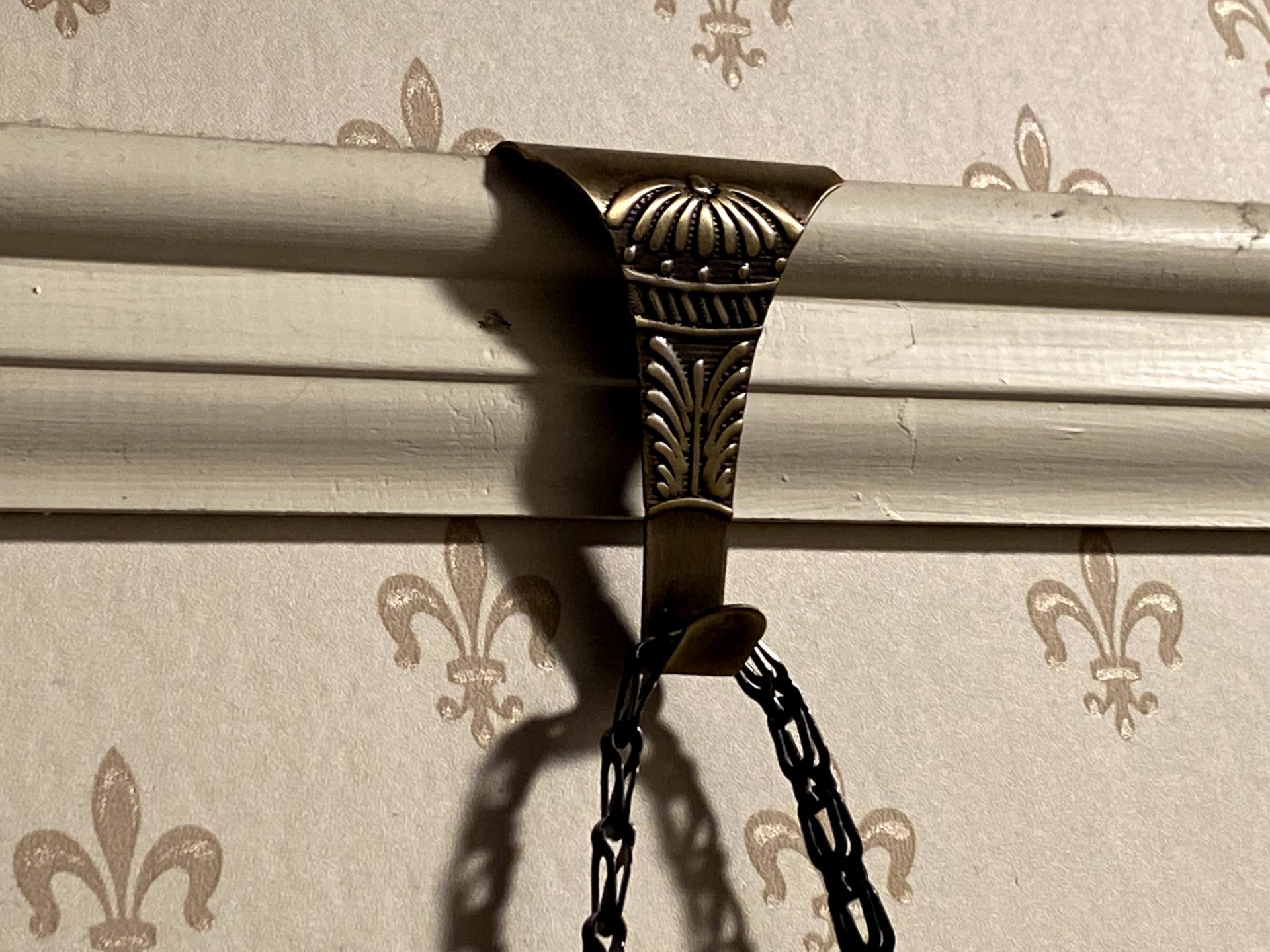 How to Use a Picture Rail The Broughton Street House